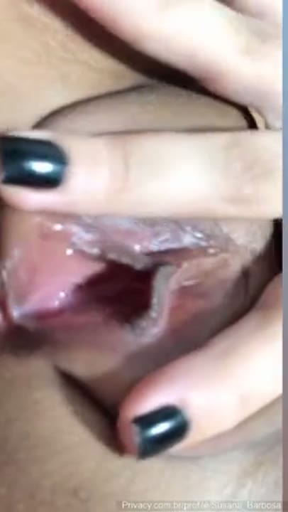 Susana Barbosa erome passando o dedinho na buceta gozada