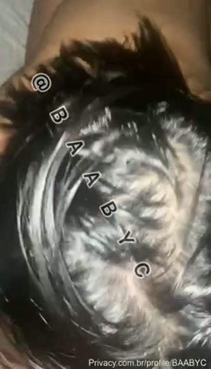 Baabyc mamando o caralho do moreno em um belo boquete amador