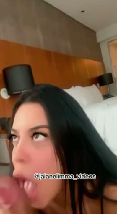 Jaiane Limma fudendo pagando boquete e sentando na pica