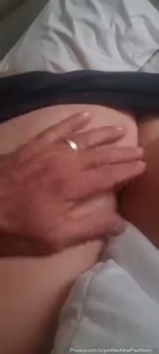 Video xnxx caseiro coroa do Privacy brincando com a buceta bem safada