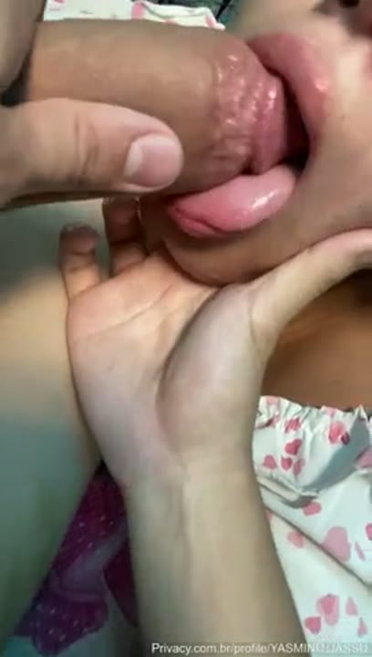 Privacy Yasmin Ituassu mamando uma piroca grande bem safadinha