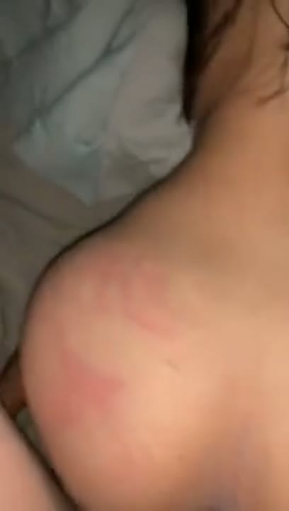 Onlyfans video gratis famosinha levando uma gozada na buceta no sexo amador