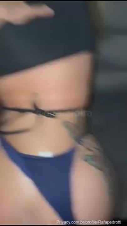 DJ Rafa tomando vara com a calcinha de ladinho