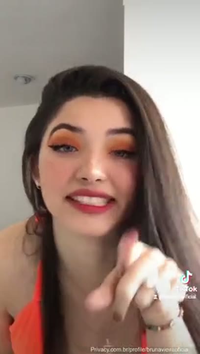 Bruna Vieira Privacy caiu na net rebolando bem safadinha na internet