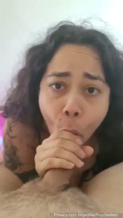 Psychedelic sexo oral gostoso tirando leite da pica com um boquete perfeito
