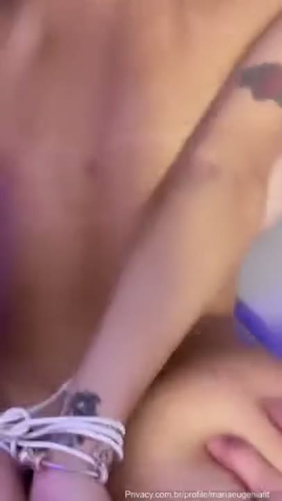 Vídeo Maria Eugênia transando gostosa de quatro