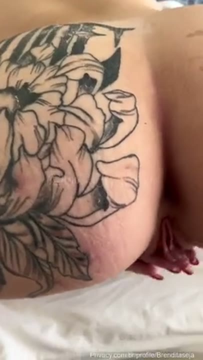 Fã bota a Brenditaseja pra mamar e ainda come ela de quatro