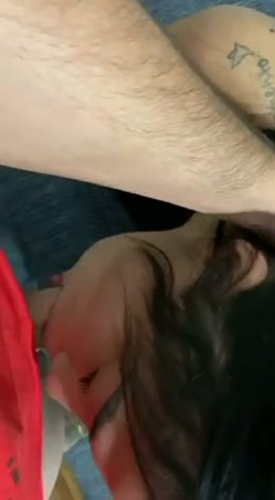 Privacy grátis sem cadastro morena tatuada fazendo um boquete guloso no pau