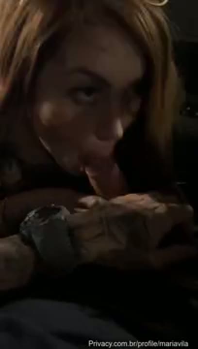 Telegram Mari Ávila vazados pagando boquete na rua e levando uma gozada na boca