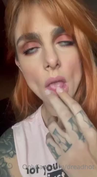 Dreadhot Xvideos filmando os peitos e a bucetinha