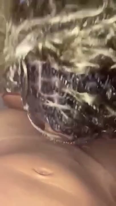 Livia Santana boquete amador engolindo a piroca do moreo até o talo