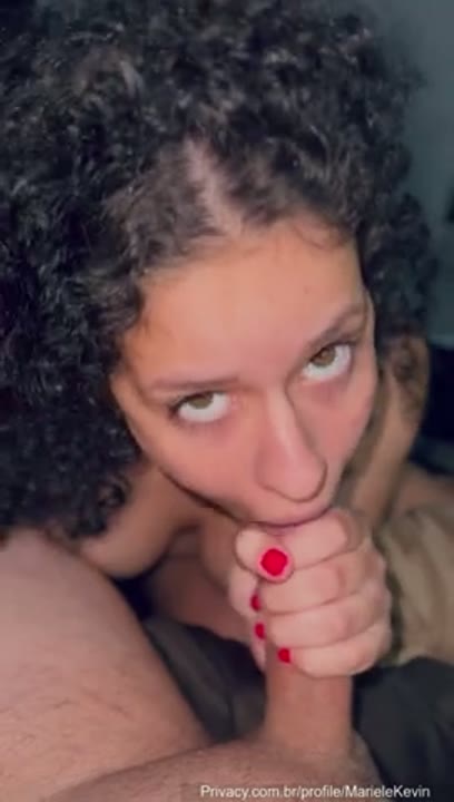Mariele Kevin Privacy safada batendo punheta pro seu macho