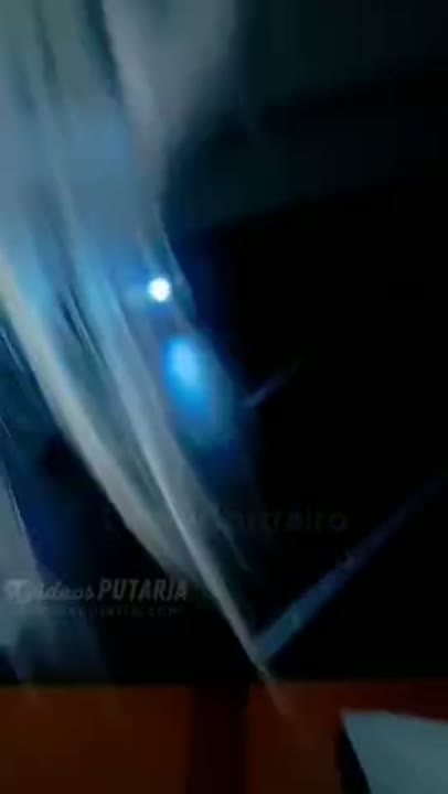 Laine Loirinha transando com o Bob Molezinha