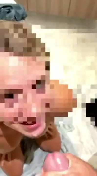 Www.privacy loirinha vagabunda levando uma gozada quente na boca