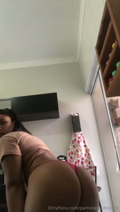 Pamela Santos Onlyfans grátis da morena peituda mostrando a xereca